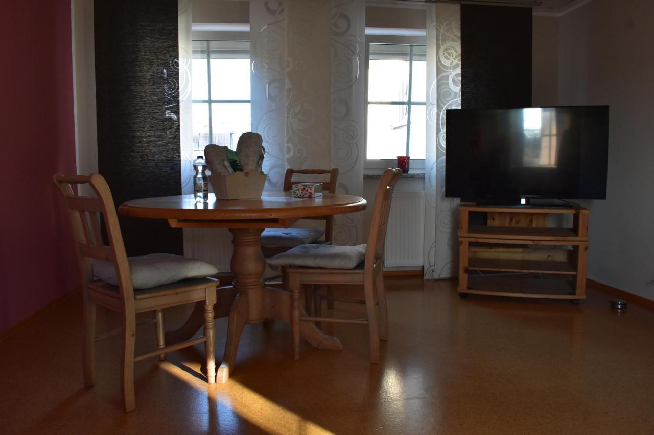 Lisa Homestay Forbau
